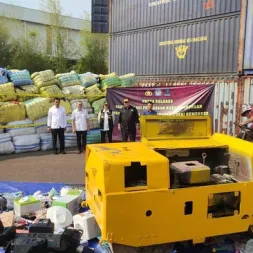 Satgas Impor Intai Puluhan Gudang yang Diduga Simpan Barang Ilegal